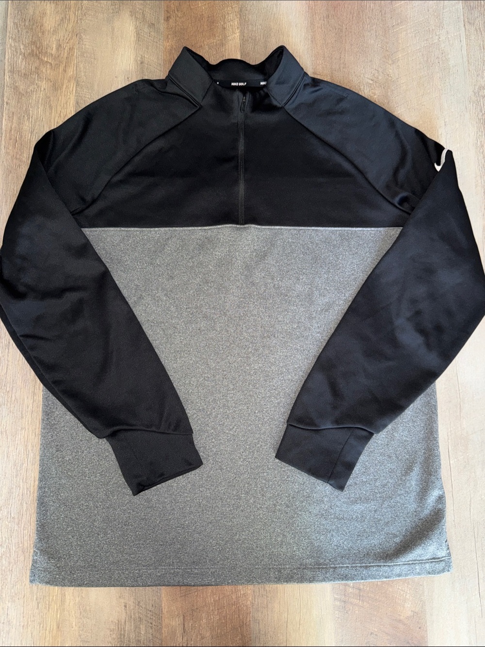 Nike Golf Men’s Black and Gray Half-Zip Pullover Large